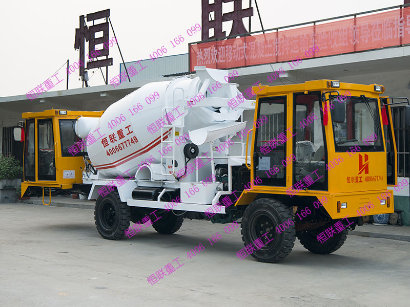最窄的小型攪拌車(chē)
